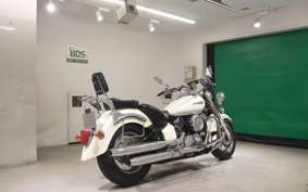 YAMAHA DRAGSTAR 1100 CLASSIC 2001 VP13J