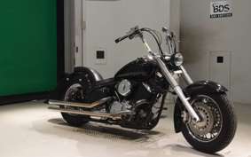 YAMAHA DRAGSTAR 1100 CLASSIC 2003 VP13J