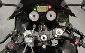 KAWASAKI ZZR1400 ZXT40A