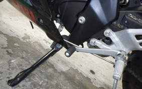 YAMAHA YZF-R15 2023