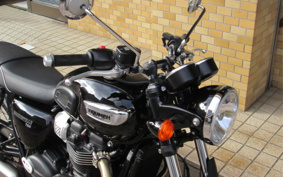 TRIUMPH TRIUMPH BONNEVILLE T100 2023 DAD70G