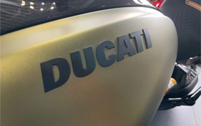 DUCATI DIAVEL 1260 RAN BO 2022 2G00