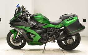 KAWASAKI NINJA H2 SX SE 2018 ZXT02A