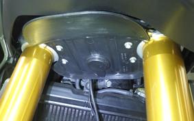 MOTO GUZZI V100 MANDELLO S 2023