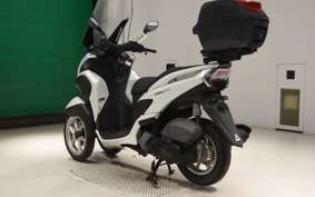 YAMAHA TRICITY 125 SE82J