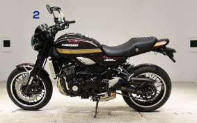 KAWASAKI Z900RS 2025 ZR900K