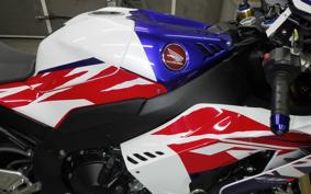 HONDA CBR1000RR RSP SC82