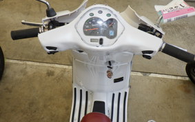 VESPA VX125
