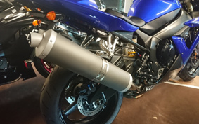 YAMAHA YZF-R1 2004 RN09