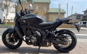 YAMAHA MT-09 AMT 2025 RN88J