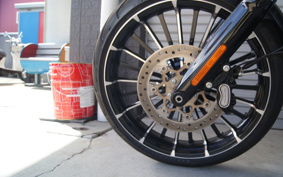 HARLEY  HARLEY FXBR 2023 YEZ