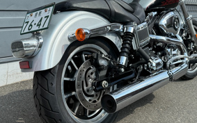 HARLEY HARLEY FXDL1580 2015 GN4