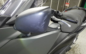YAMAHA T-MAX 560 T 2020 SJ19J