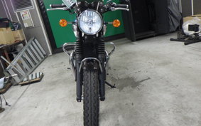 TRIUMPH BONNEVILLE T100 2016
