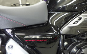 HONDA CB1300SB SUPER BOLDOR 2025