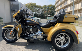 HARLEY FLHTCU TRIKE 2017 MAD
