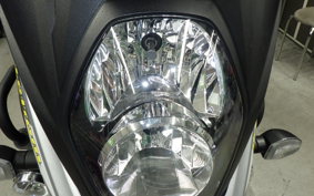 SUZUKI Vｽﾄﾛｰﾑ650XTA 2017