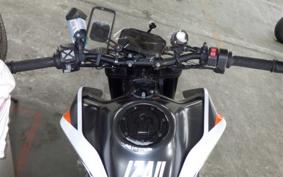 KTM 890 DUKE R 2023