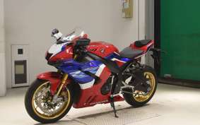 HONDA CBR1000RR RSP 2024 SC82