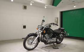 YAMAHA DRAGSTAR 250 VG02J