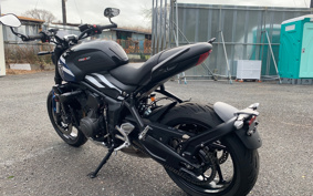 TRIUMPH TRIDENT 660 2025 L21U4X