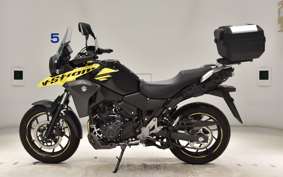 SUZUKI Vｽﾄﾛｰﾑ250A 1992