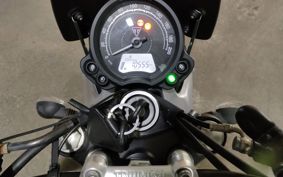 TRIUMPH STREET TWIN 900 2019 DAD74G