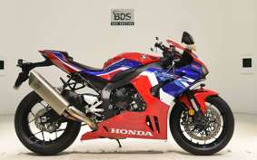 HONDA CBR1000RR R 2022 SC82
