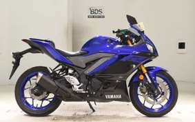 YAMAHA YZF-R25 A 2022 RG43J