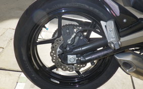 KAWASAKI ER600 N 2012