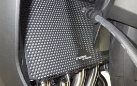 HONDA CBR650R E-Clutch 2025 RH17