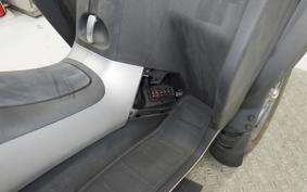 PIAGGIO MP3 250 2004
