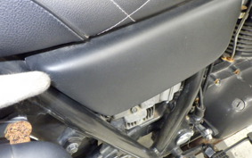 KAWASAKI 250TR BJ250F