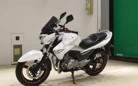 SUZUKI GSR250