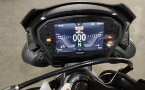 TRIUMPH STREET TRIPLE RS HDA554