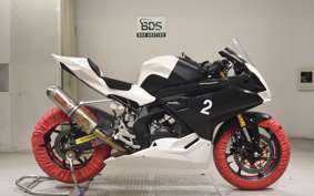HONDA CBR250RR 2025