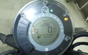 HUSQVARNA SVARTPILEN 401 2022