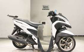 YAMAHA TRICITY 125 SE82J