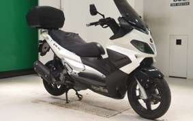 APRILIA SR MAX 300 2015