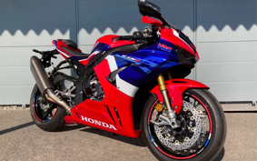 HONDA CBR1000RR-R FB SP 2020 SC82