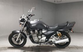 YAMAHA XJR1300 RP03J