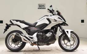 HONDA NC750X 2017 RC90