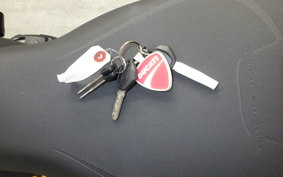 DUCATI STREETFIGHTER V2 2022