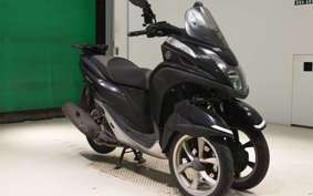 YAMAHA TRICITY 125 SE82J