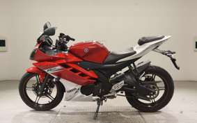 YAMAHA YZF-R15 2025