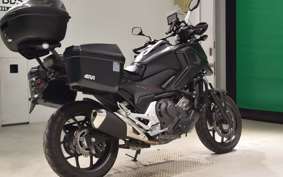 HONDA NC750X D 2016 RC90