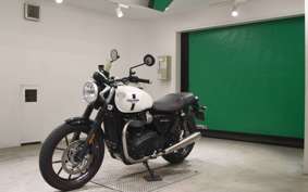 TRIUMPH STREET TWIN 2019