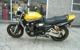 YAMAHA XJR1300 2004 RP03J