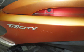 YAMAHA TRICITY 125 2004 SE82J