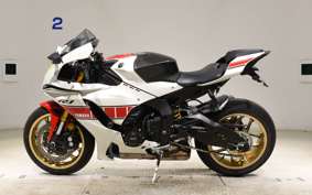 YAMAHA YZF-R1 2022 RN65J
